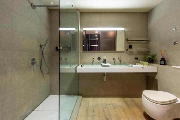 Milan Royal Suites - Luxury Duomo Esterno foto
